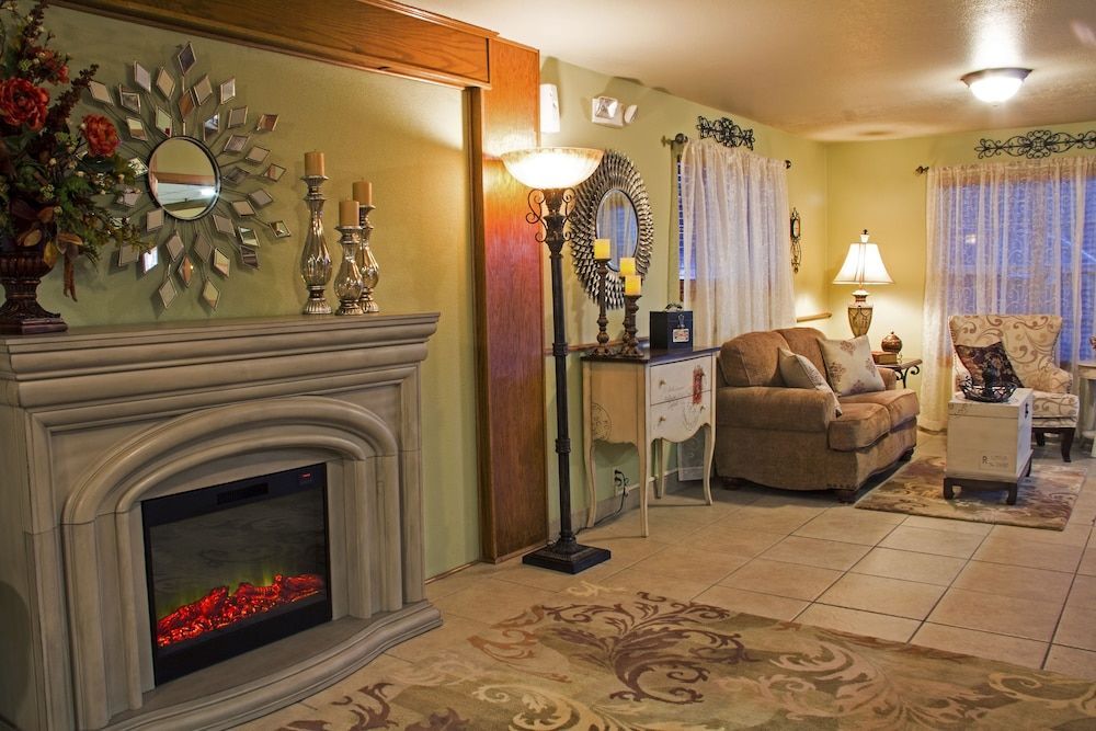 All American Inn & Suites Branson 2