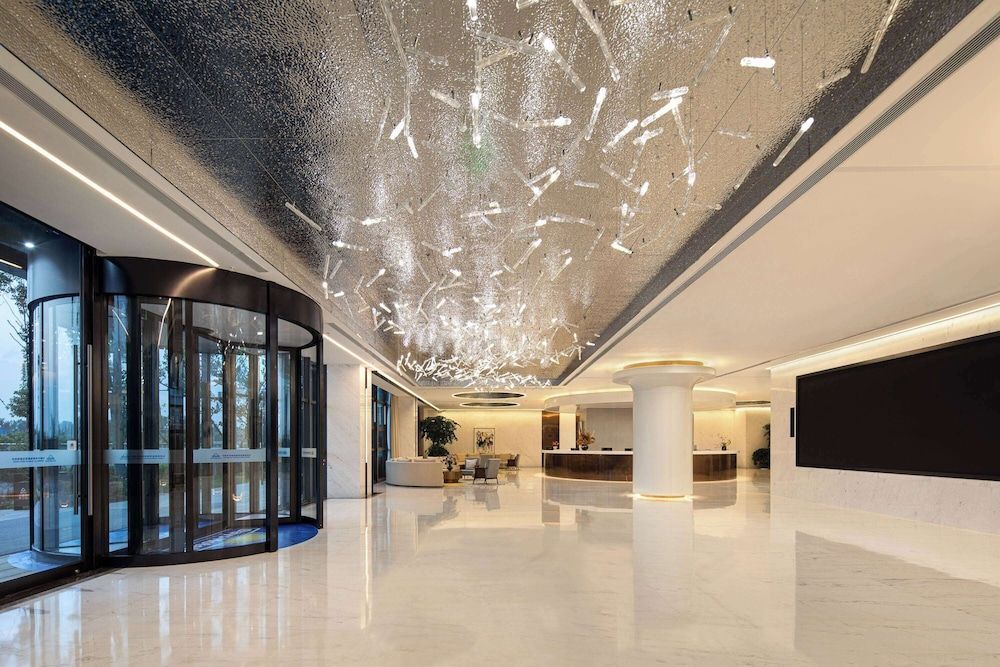 Days Hotel by Wyndham Qionglai Yangan New Town 2