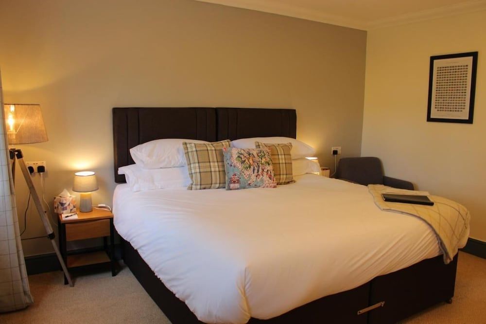 Woodlands Country House & Cottage 2