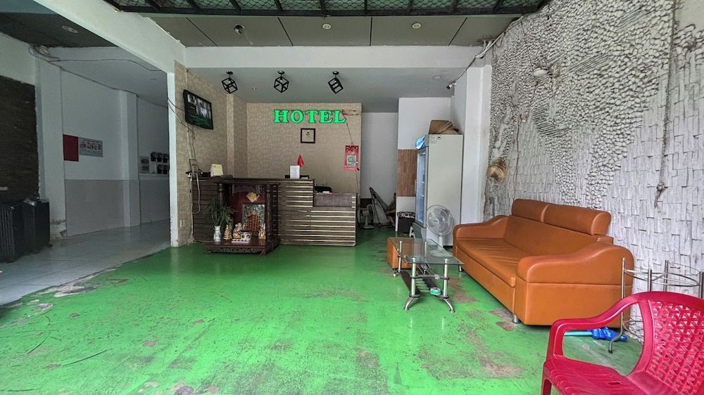 95 Lam Son Hotel - Near Tan Son Nhat Airport 1