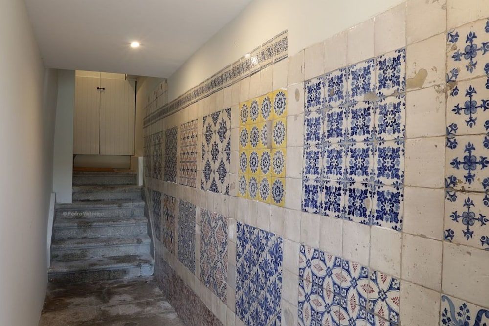 VIVA Porto Tile Studios 2
