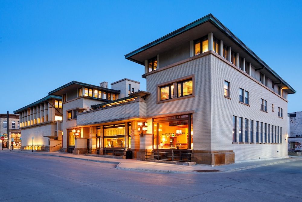 The Historic Park Inn Hotel 1