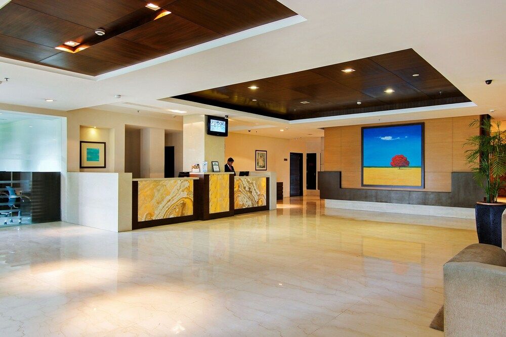 Vibe By The LaLiT Traveller 2
