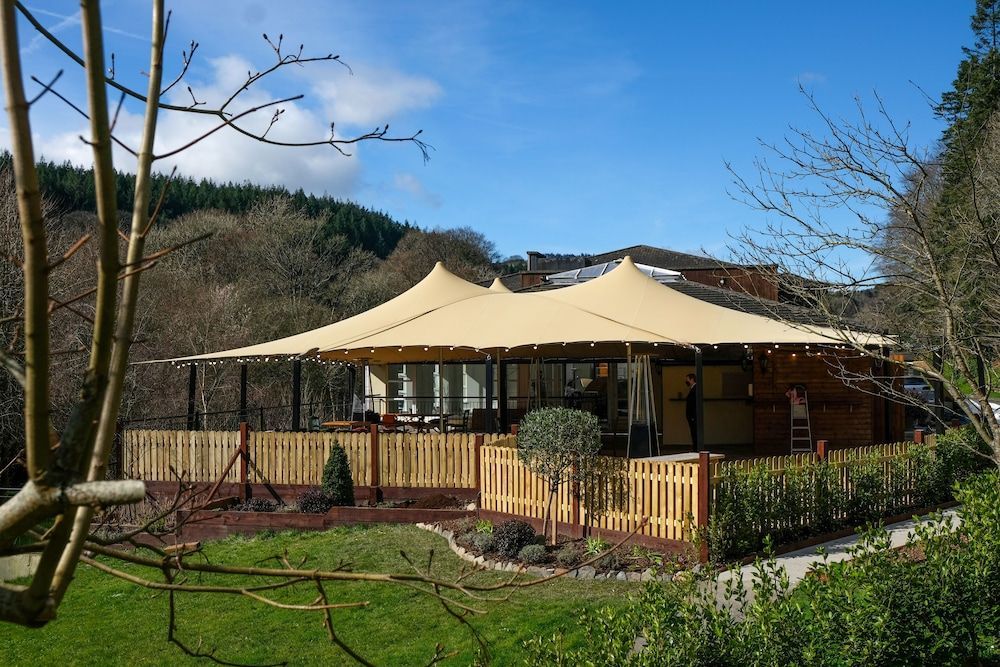 The Lodge at Woodenbridge 1