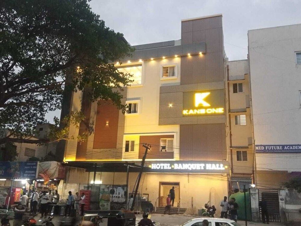 KANS ONE - Hotel & Banquets 1