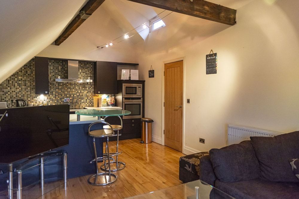 Luxury Apt No. 2 - One Bed Apartment 1