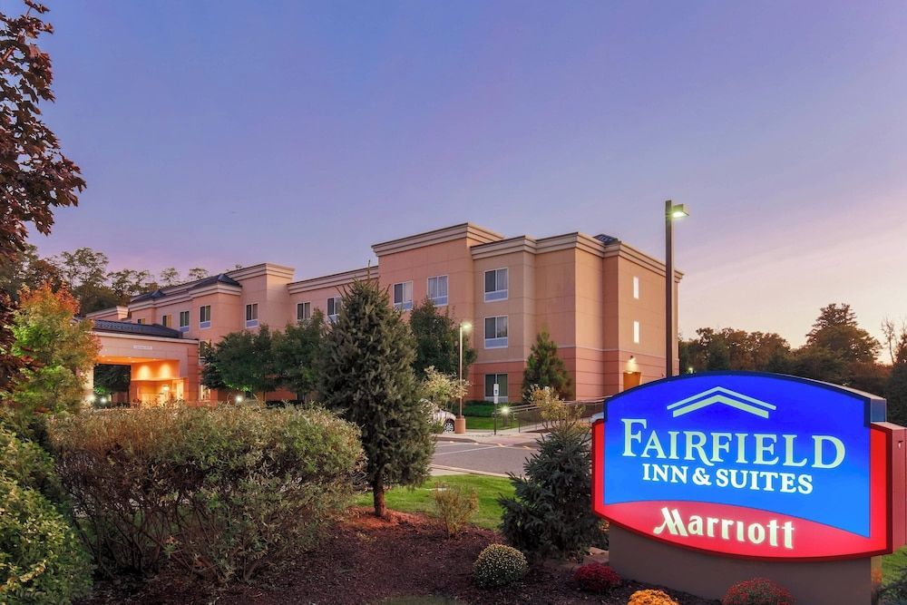 Fairfield Inn & Suites by Marriott Mahwah 1