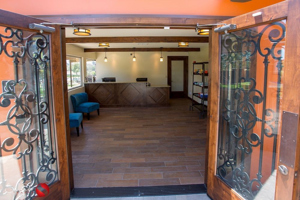 Carlton Oaks Lodge, an Ascend Collection Hotel 2