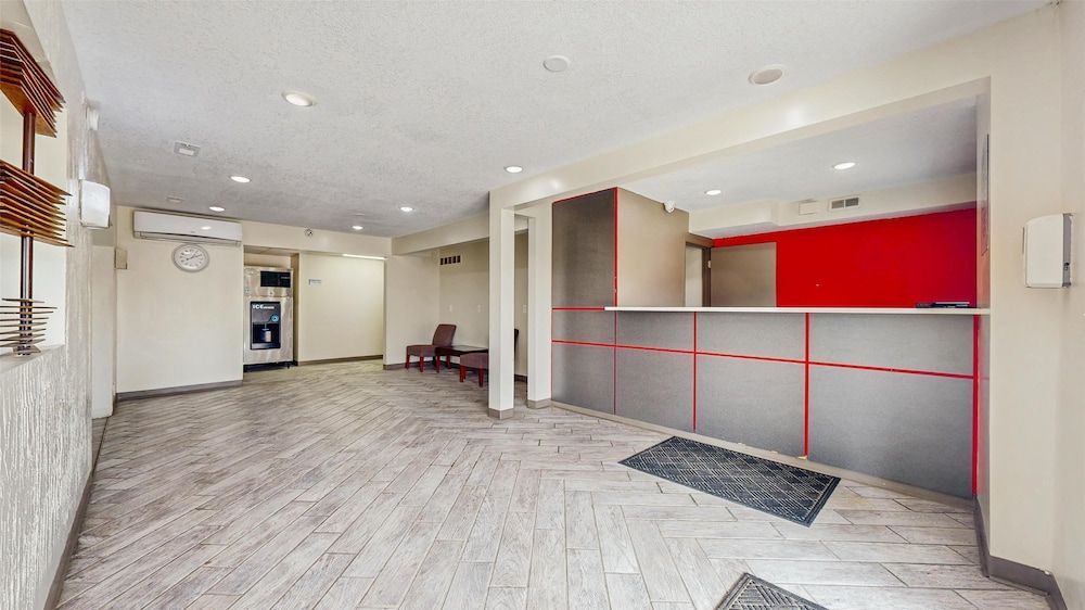 Red Lion Inn & Suites Olathe Kansas City 2