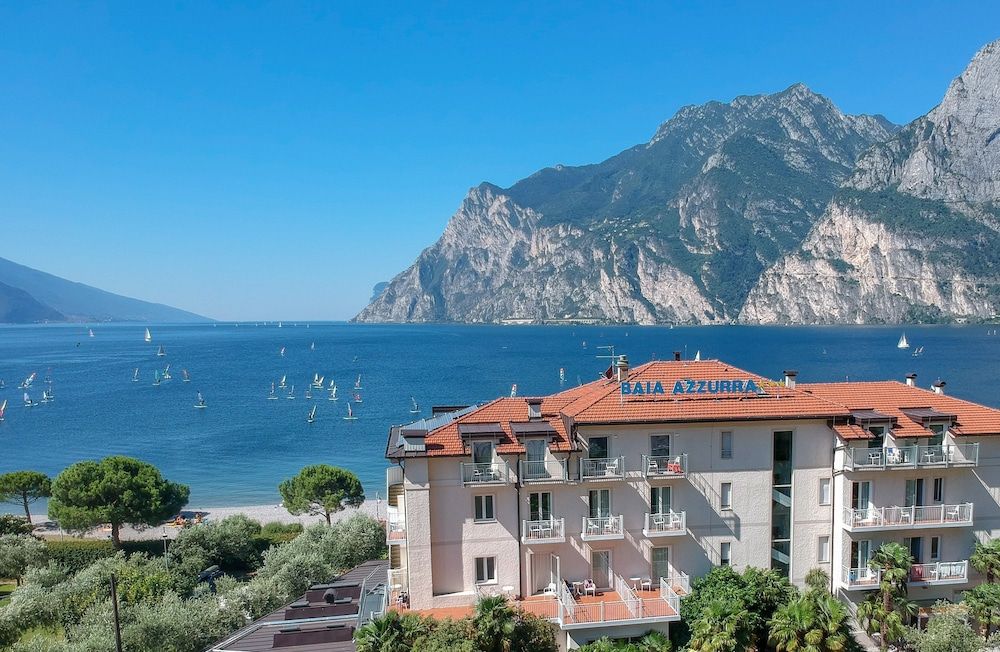 Hotel Baia Azzurra - Lake Front 1