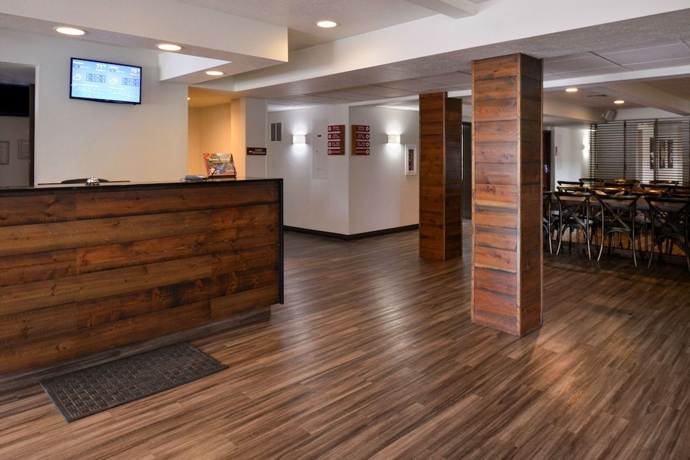 Hotel Ruby Sandpoint 2