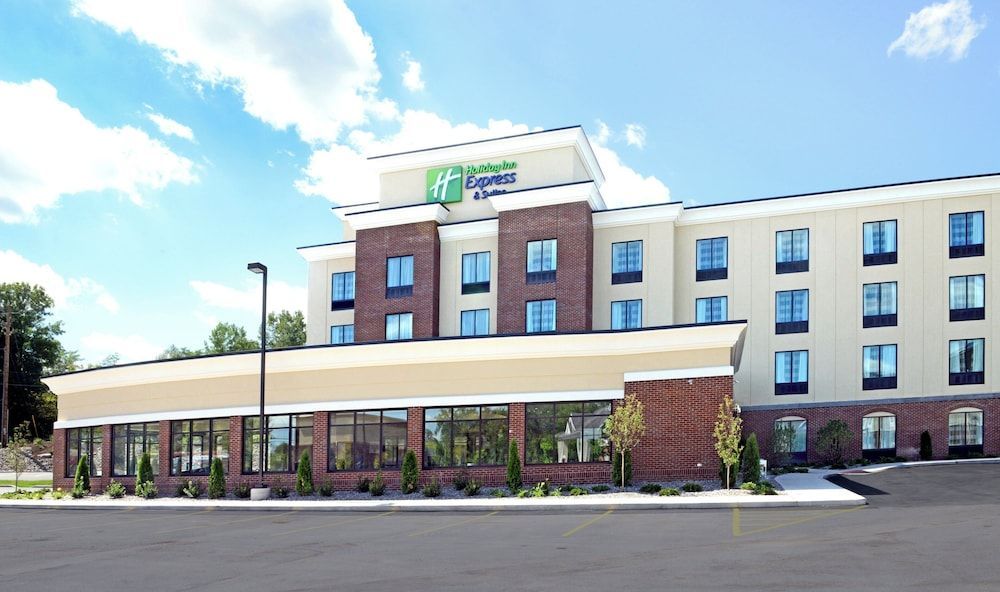 Holiday Inn Express & Suites GENEVA FINGER LAKES by IHG 1