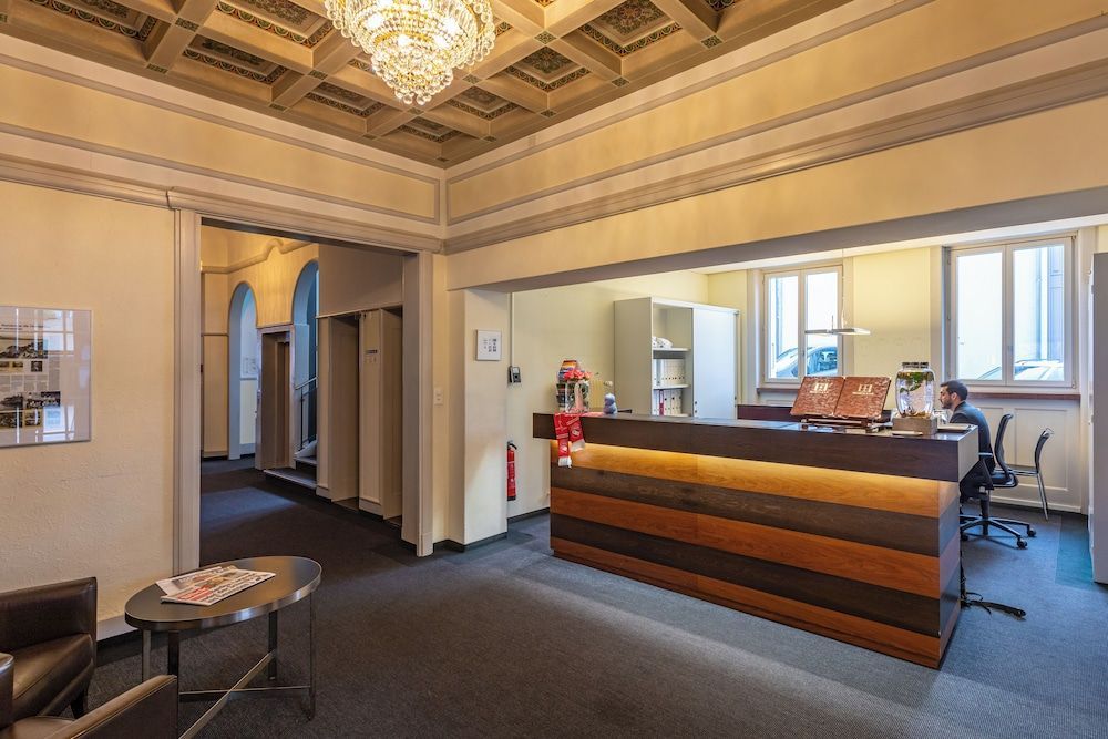 Hotel Restaurant Bellevue au Lac 2