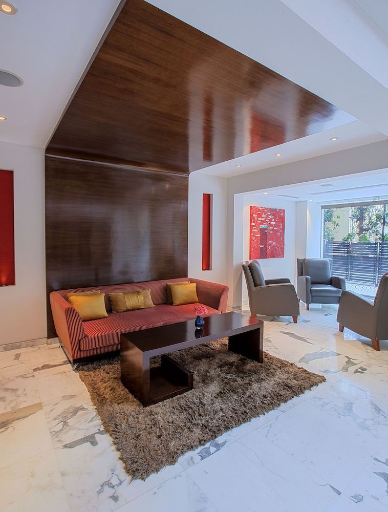 Oakwood Residence Naylor Road Pune 2