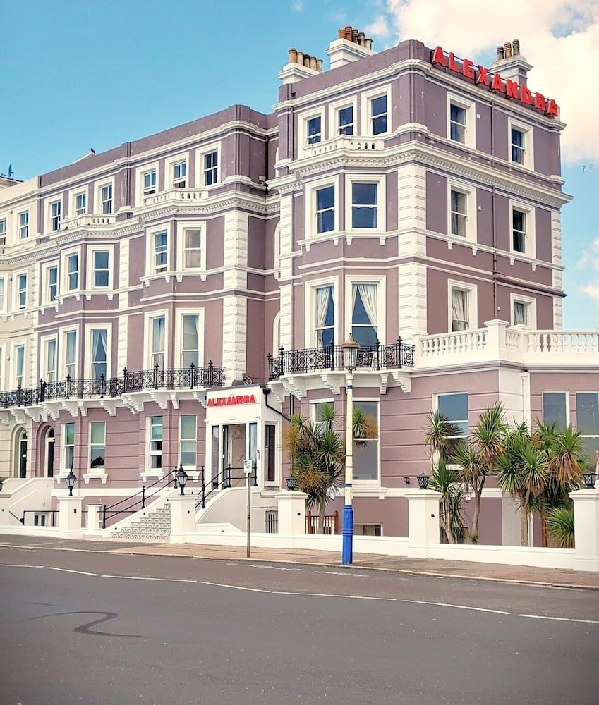 Alexandra Hotel 1