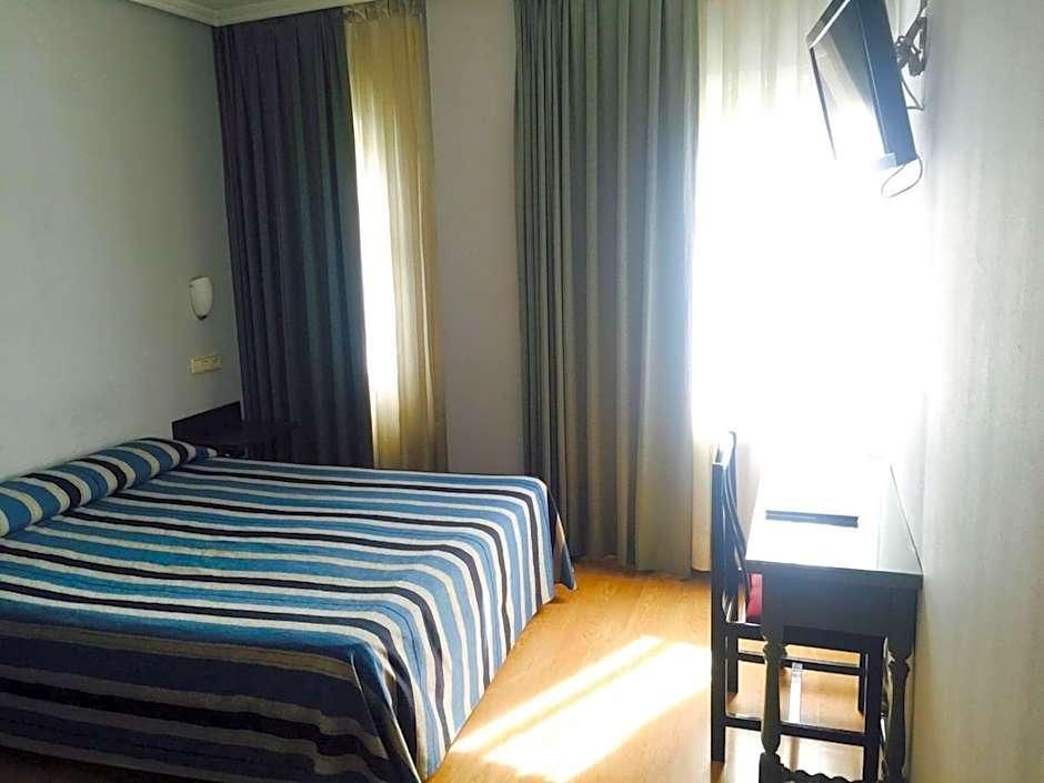 Hotel Madrid Río 2