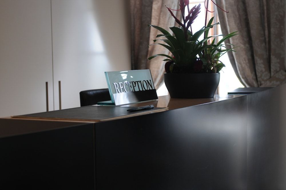 Hostellerie Le Petit Manoir 1