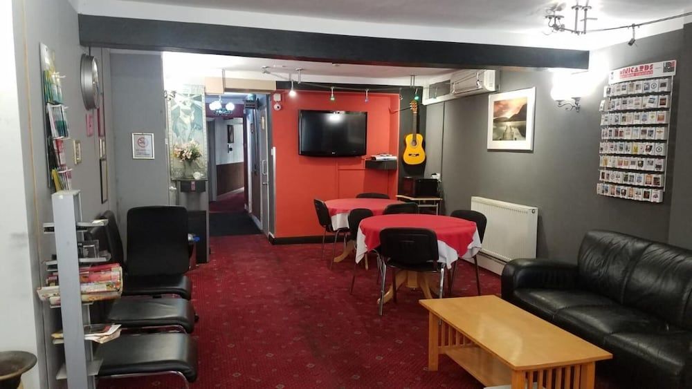 City View Hotel Roman Road 2