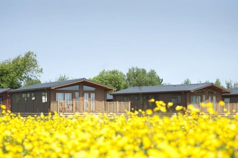 Sandy Meadows Lodge Park 1