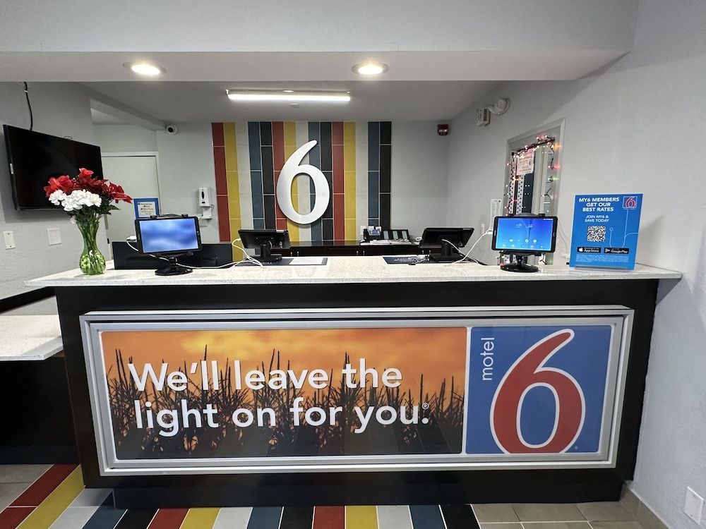 Motel 6-Fort Wayne, IN 1