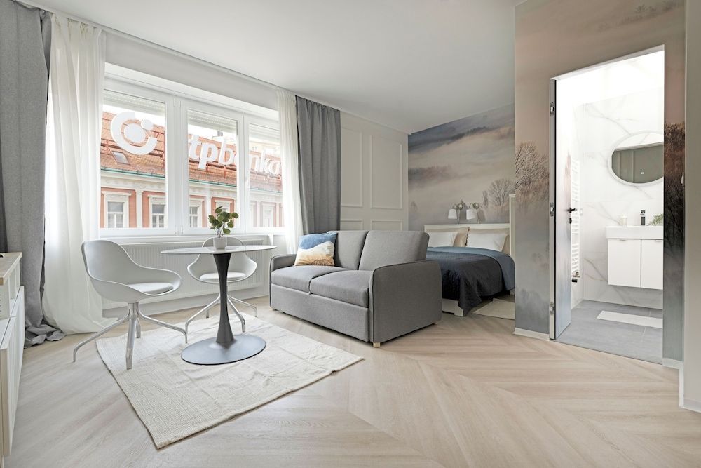 Z-One City Center Luxury Apartments 2