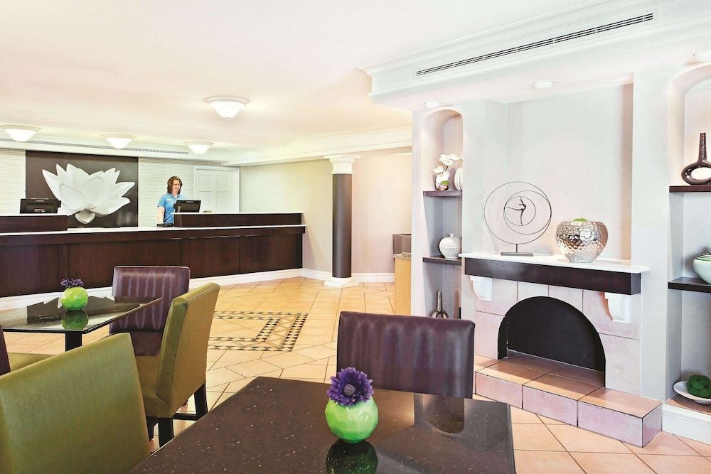 La Quinta Inn by Wyndham Champaign 2