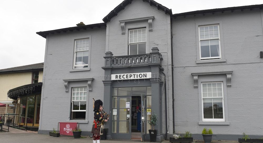 Castlecary House Hotel 1