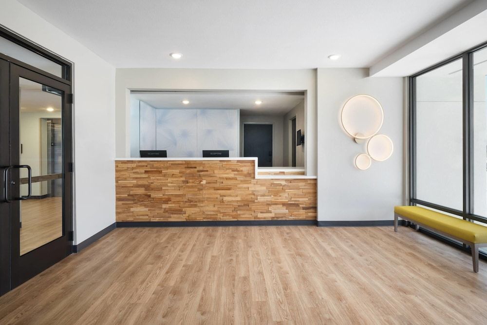 ECHO Suites Extended Stay by Wyndham Springfield Airport PLZ 2