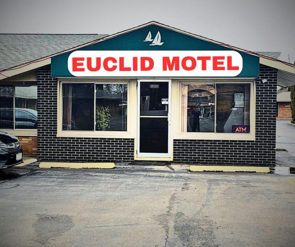 Euclid Motel 1