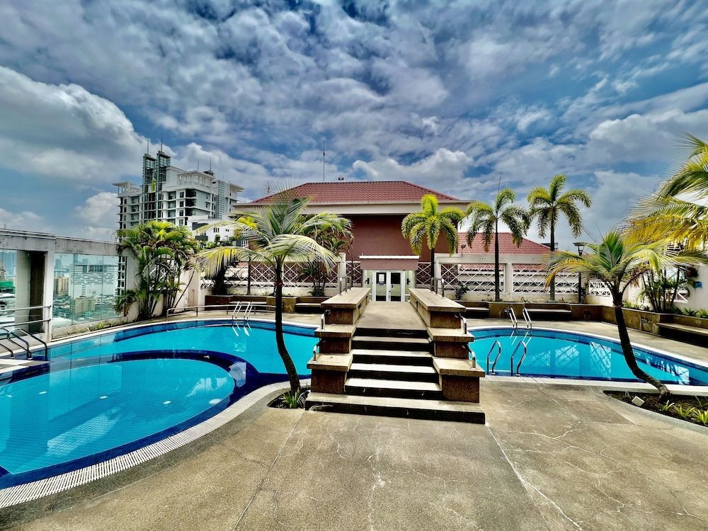Casa Mutiara Apartments by Moonlight 1