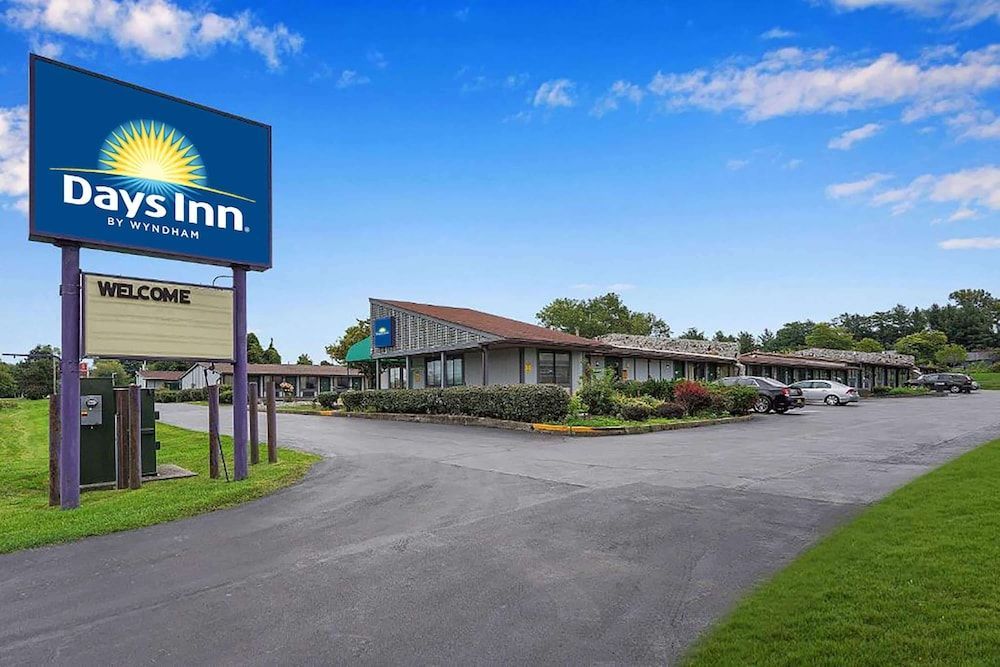 Days Inn by Wyndham Liverpool/Syracuse 1
