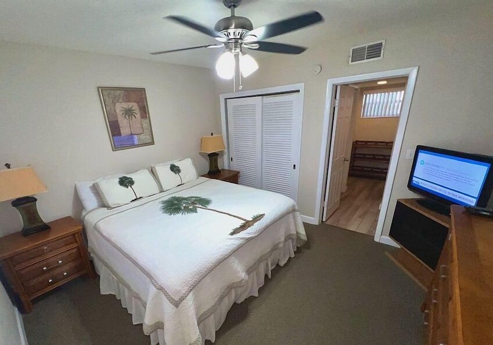 Coral Shores Resort 2
