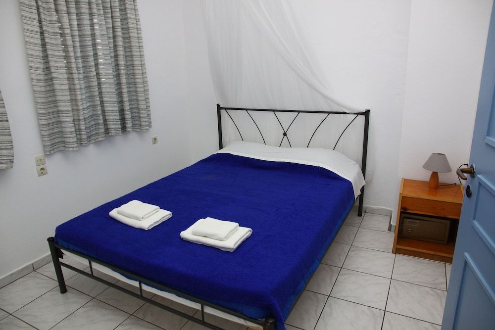 Thalia Bloom Villa Apartments 2
