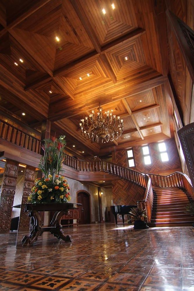 Alta D' Tagaytay Hotel 2