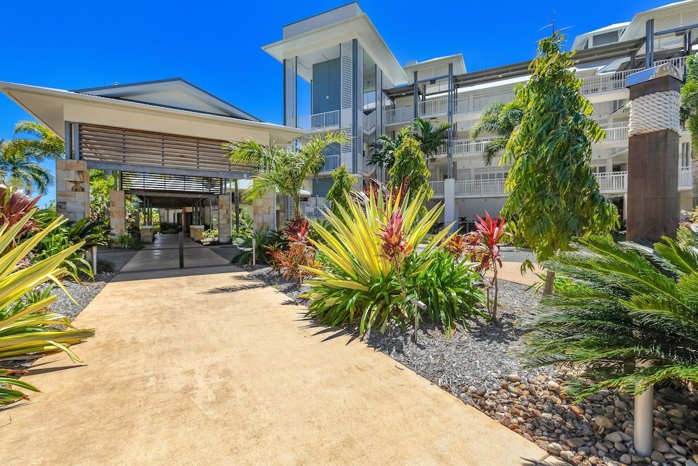 The Boathouse Apartments 2