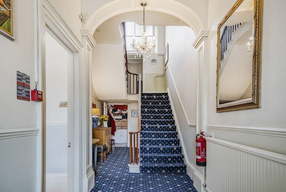 Yeo Dale Hotel 2