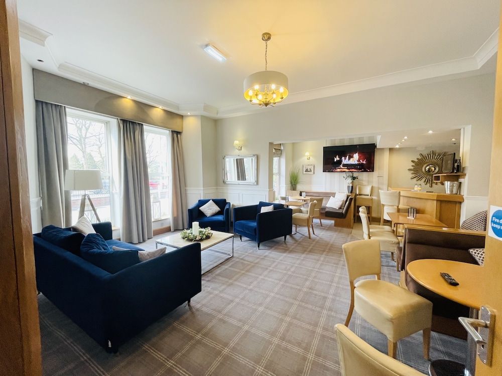 Westlynn Hotel & Apartments Free Parking Near Manchester Centre 1