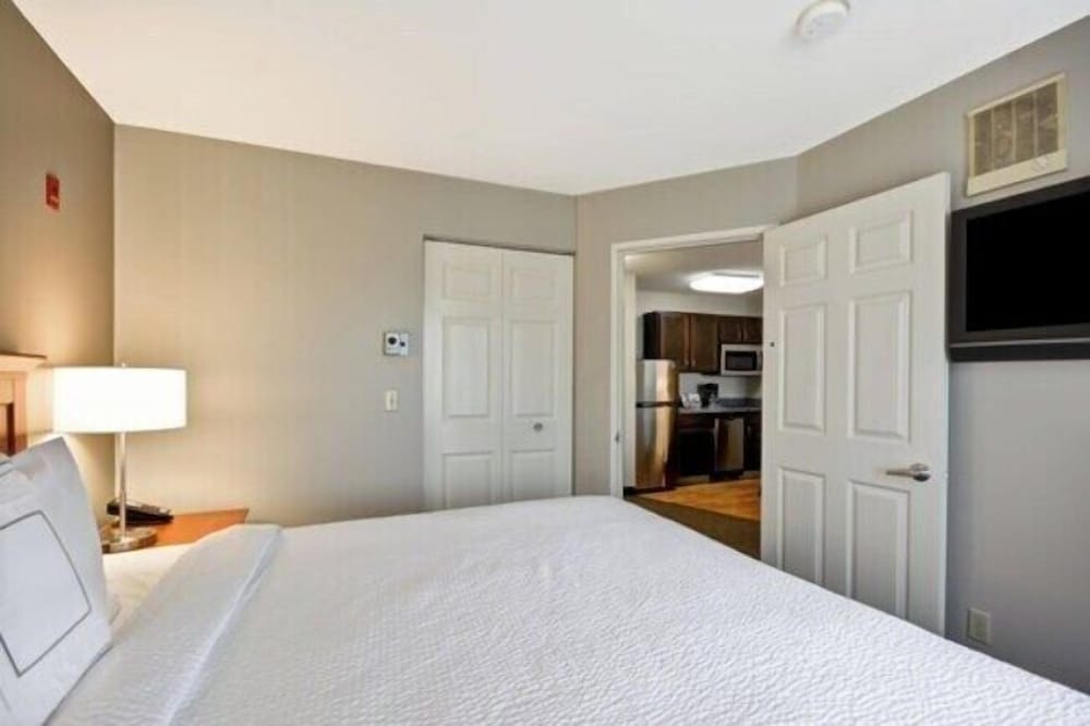 TownePlace Suites Sioux Falls 1