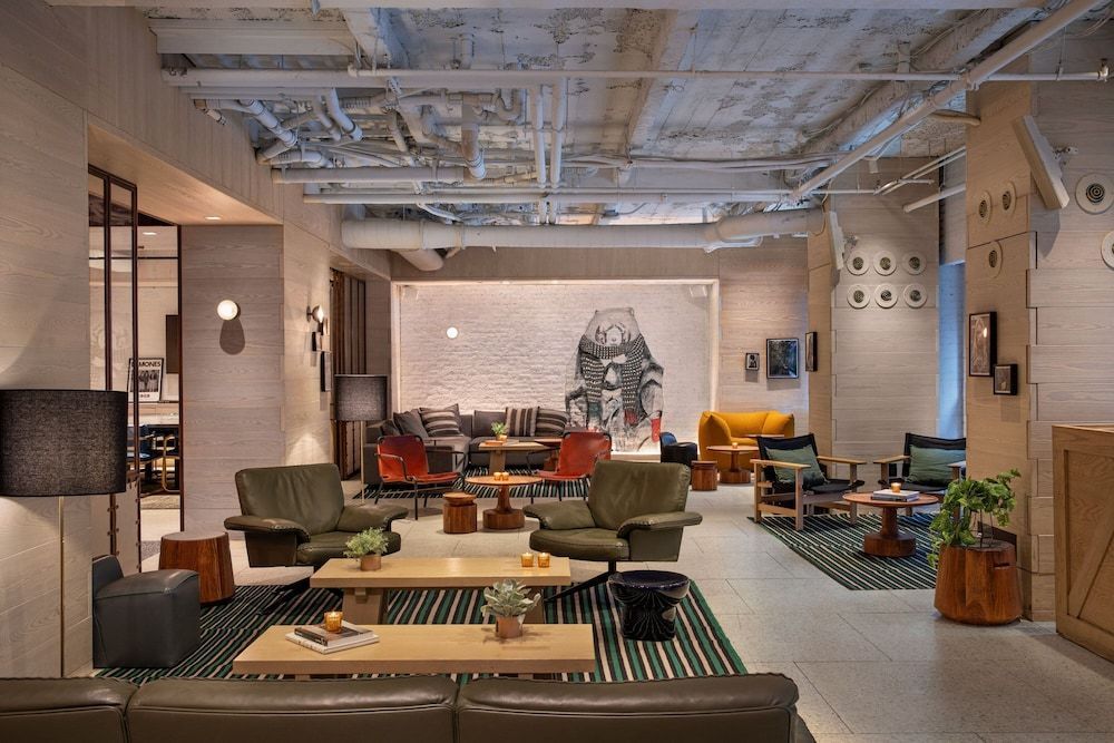 Moxy NYC Times Square 1