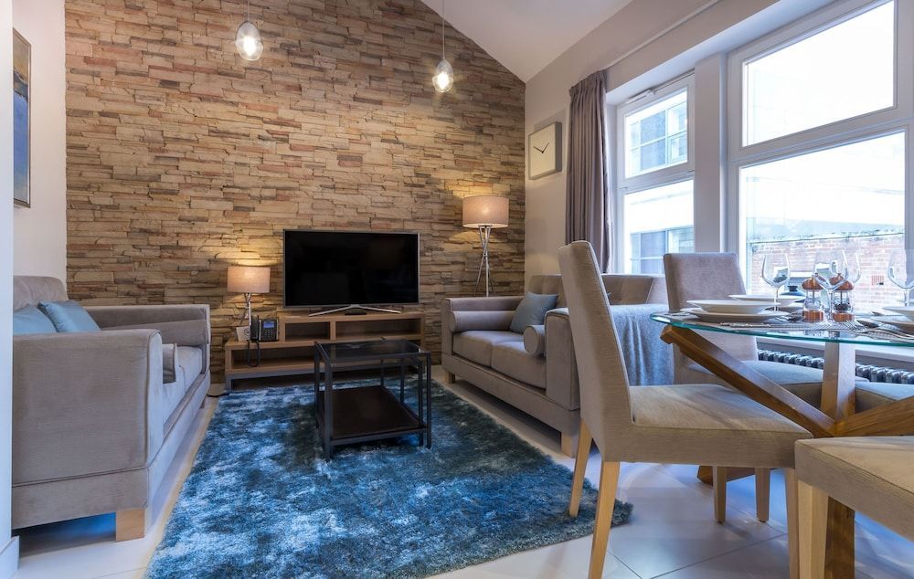 Mansio Suites Basinghall 1