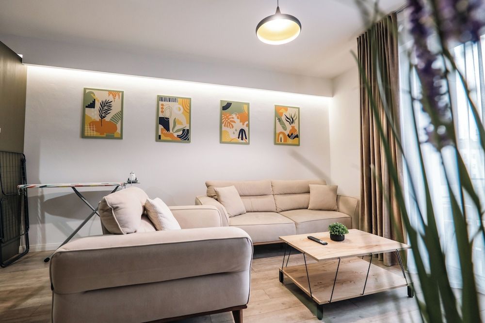 Kalpazo Rental Mosaic Tirana 1