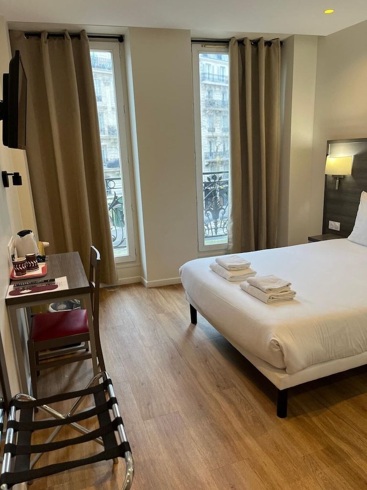 Hipotel Paris Voltaire Bastille 1