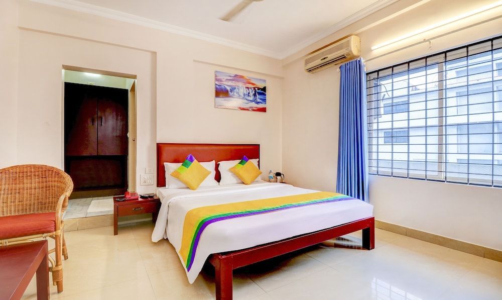 Itsy Hotels Ammu Regency 1