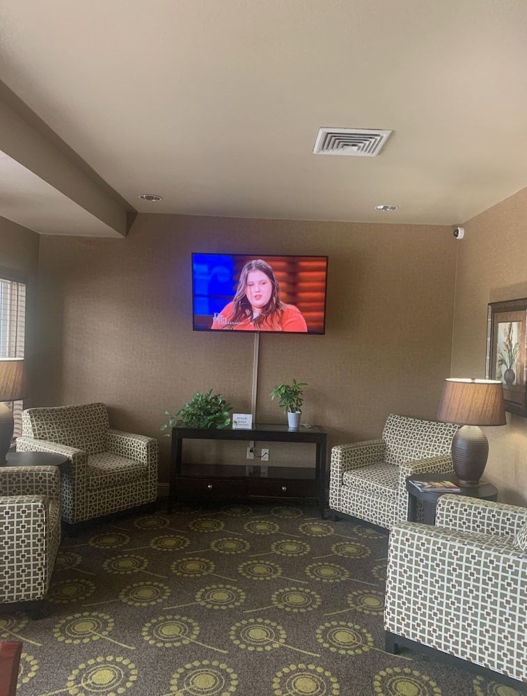 MainStay Suites St Robert - Fort Leonard Wood 2