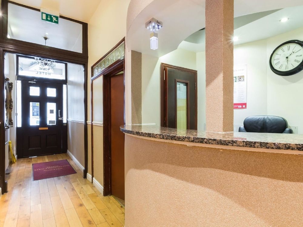Notting Hill Gate Hotel 2