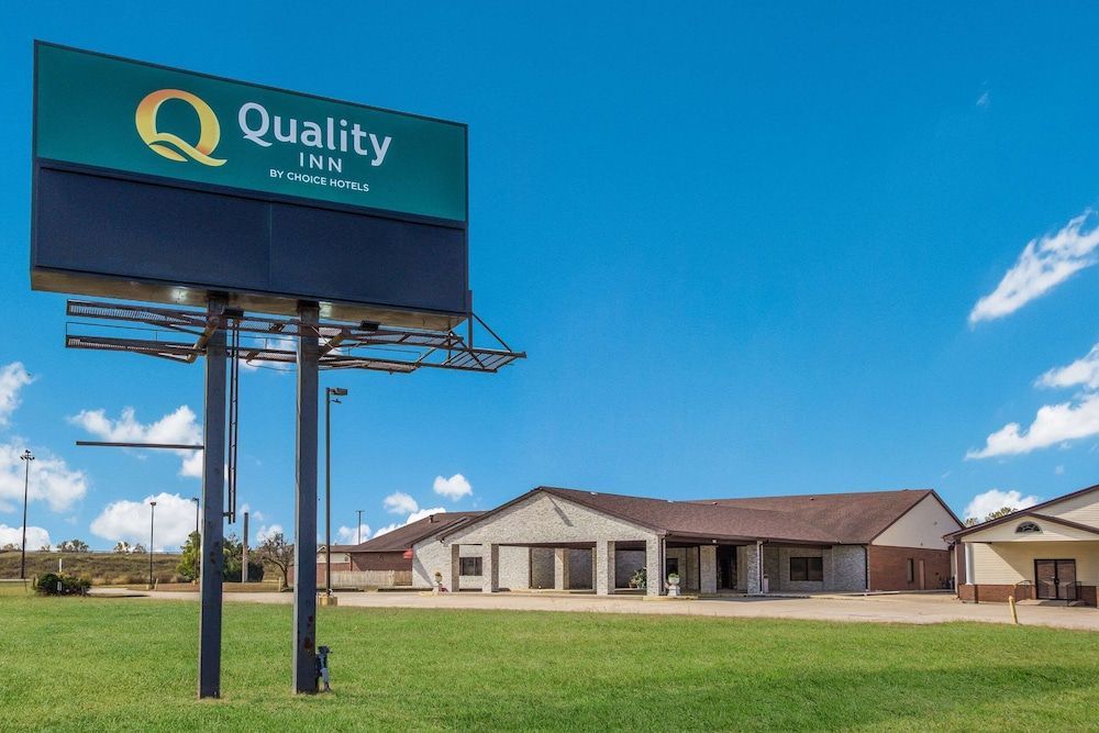Quality Inn Grayville 1