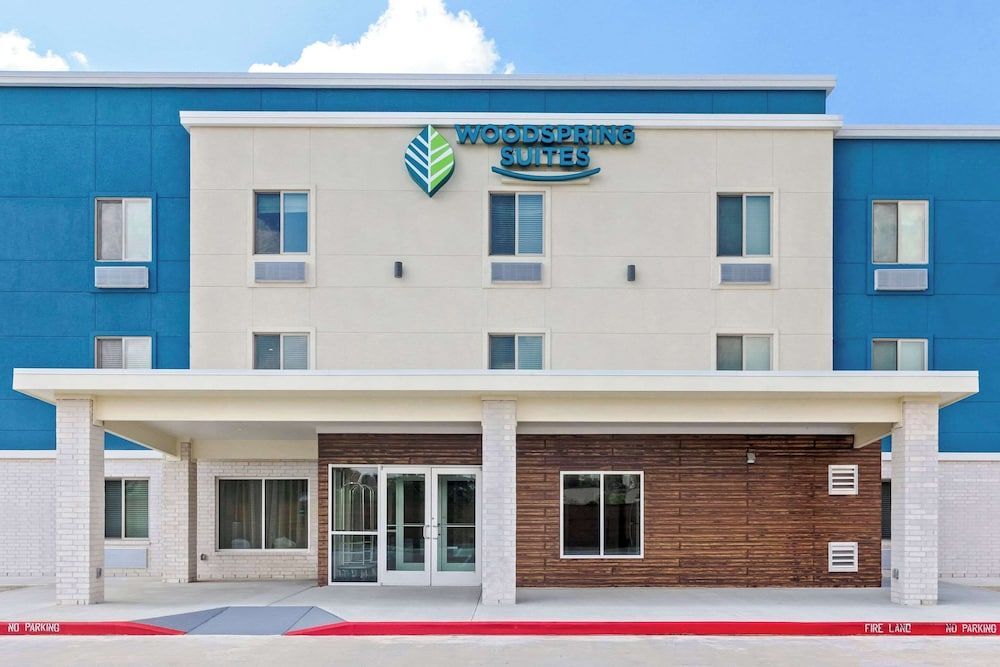 WoodSpring Suites South Houston Hobby 1