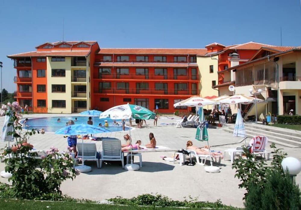 Hotel Grand 1