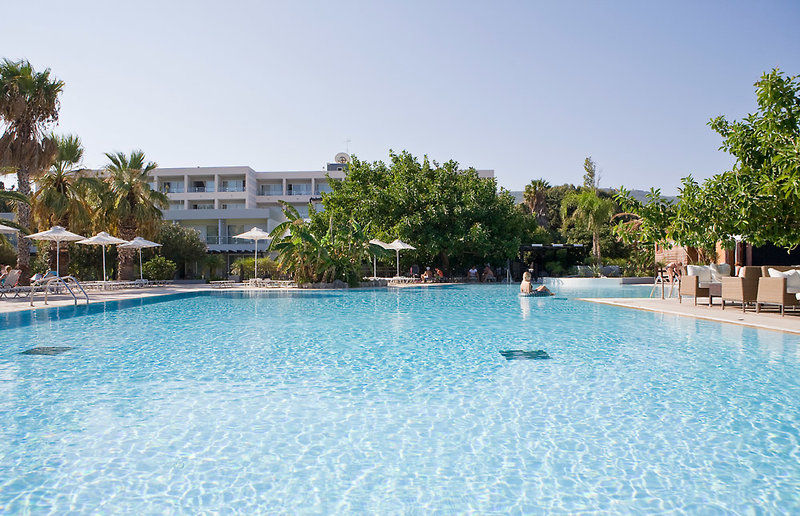 Sun Palace Hotel Resort & Spa 1