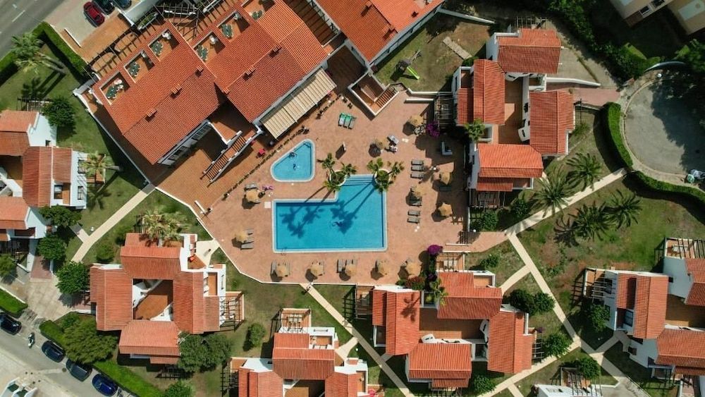 Aparthotel Nuramar 1